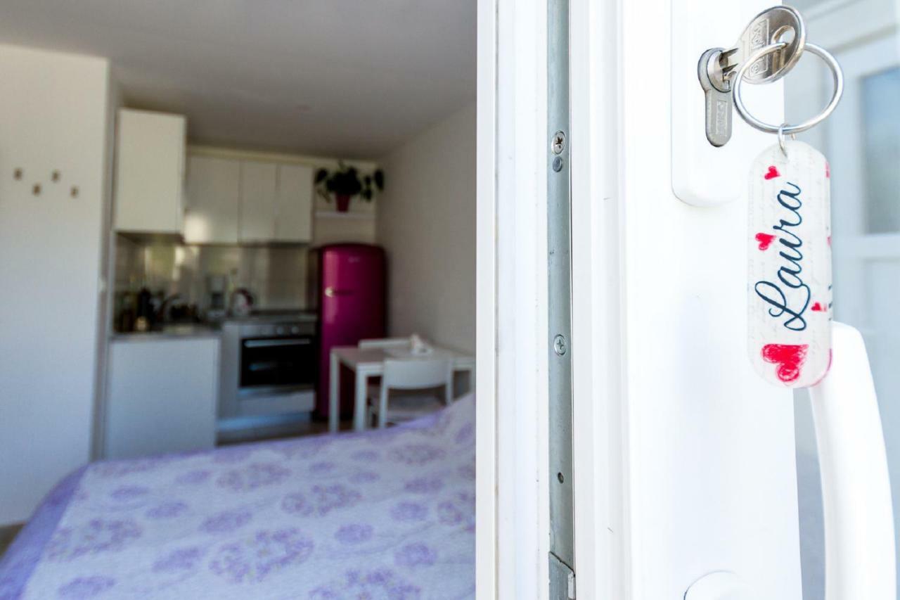 Apartments Laura Корчула Экстерьер фото