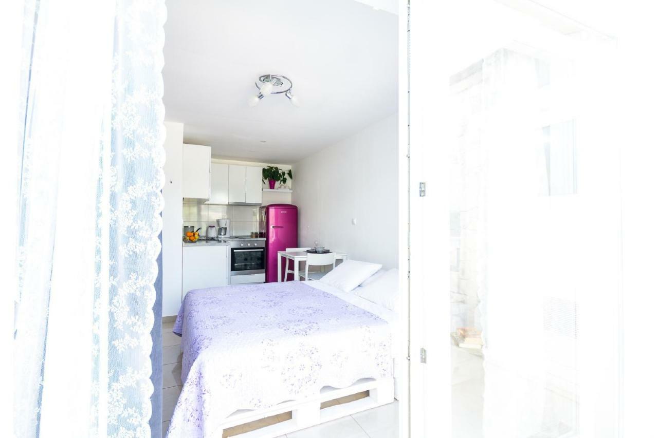 Apartments Laura Корчула Экстерьер фото